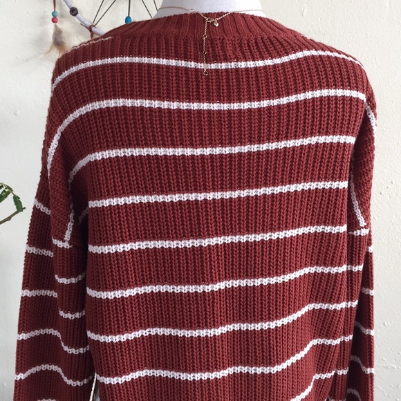 Burnt Orange 🍊 Sweater - Picture 6 of 7